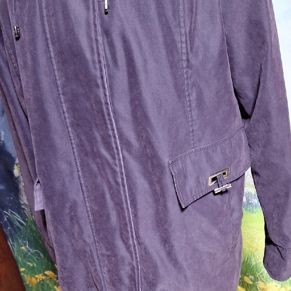 Women's Hooded Utility Jacket in Deep Purple - Picture 3 of 16